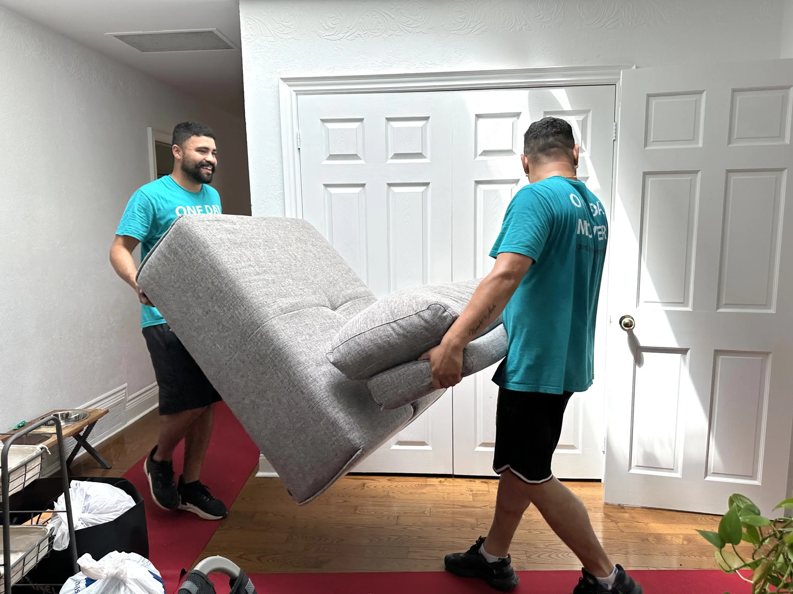 Toronto movers offering inhouse moving services