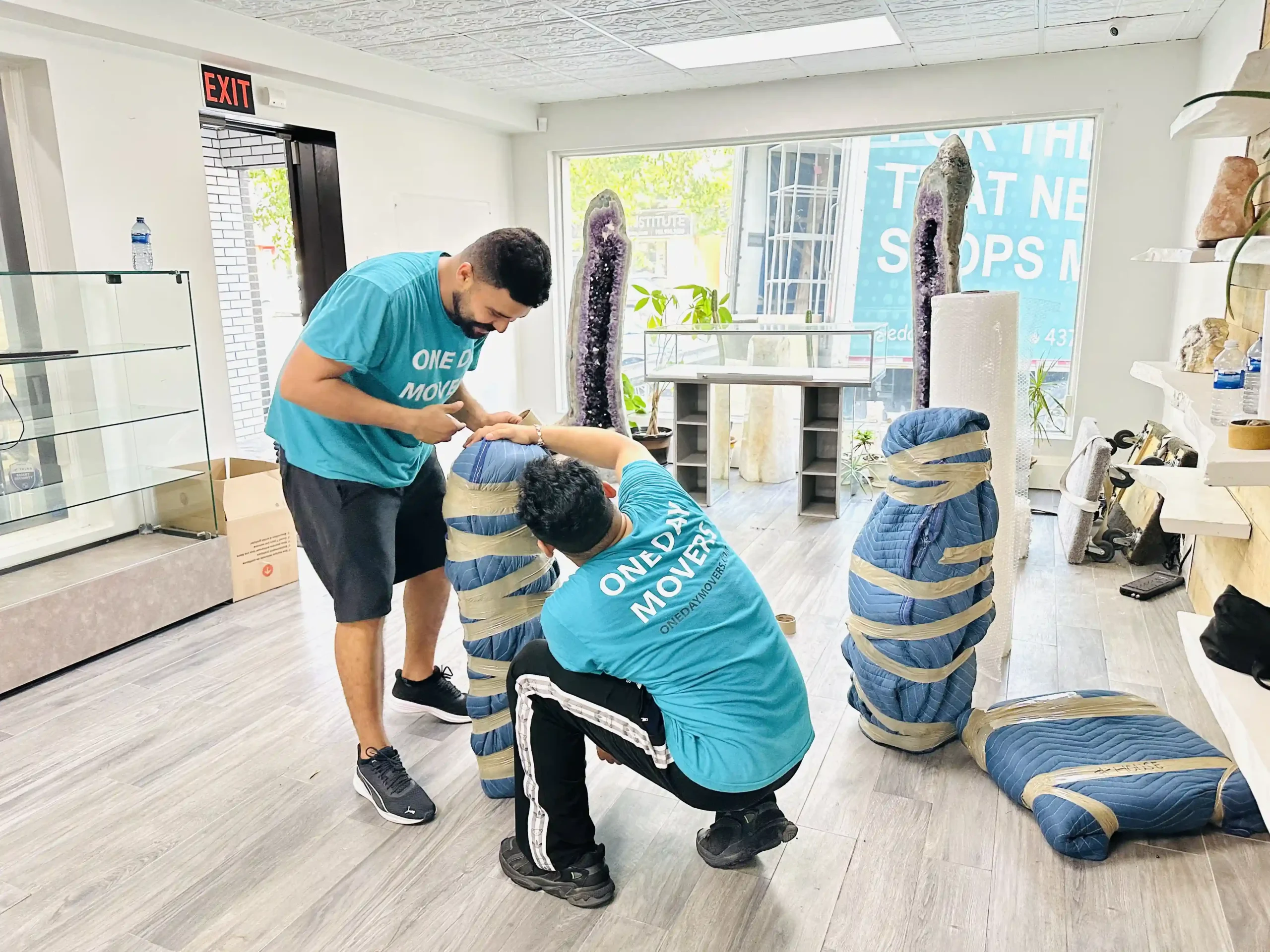 Old Toronto Movers Handle Every Packing Detail Toronto movers handling every packing detail