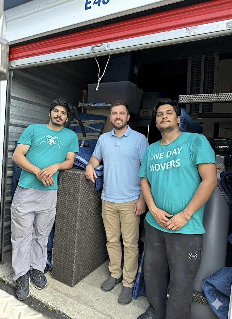 Professional moving team in Courtice handling furniture