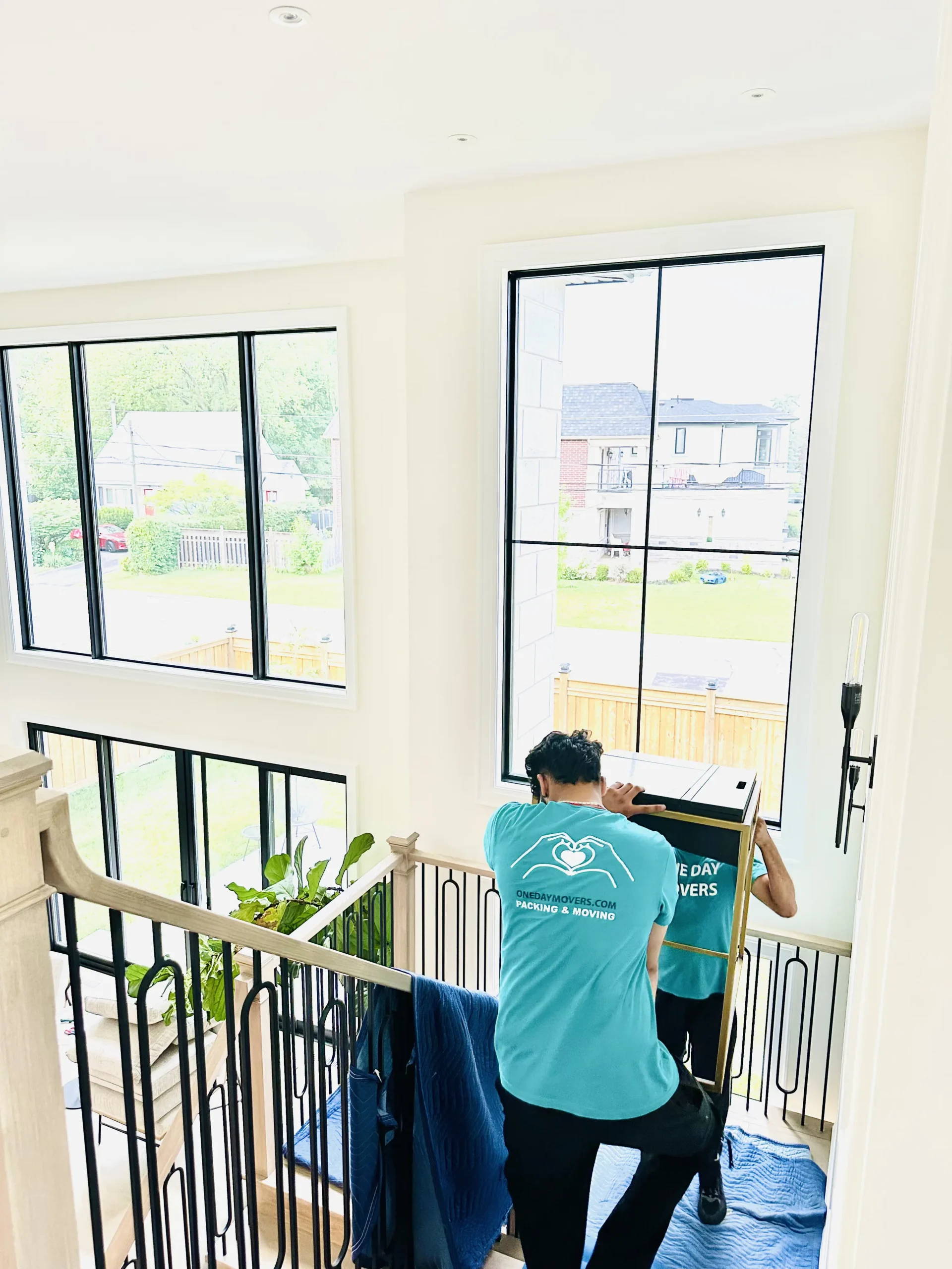 White glove movers company for fine item relocation