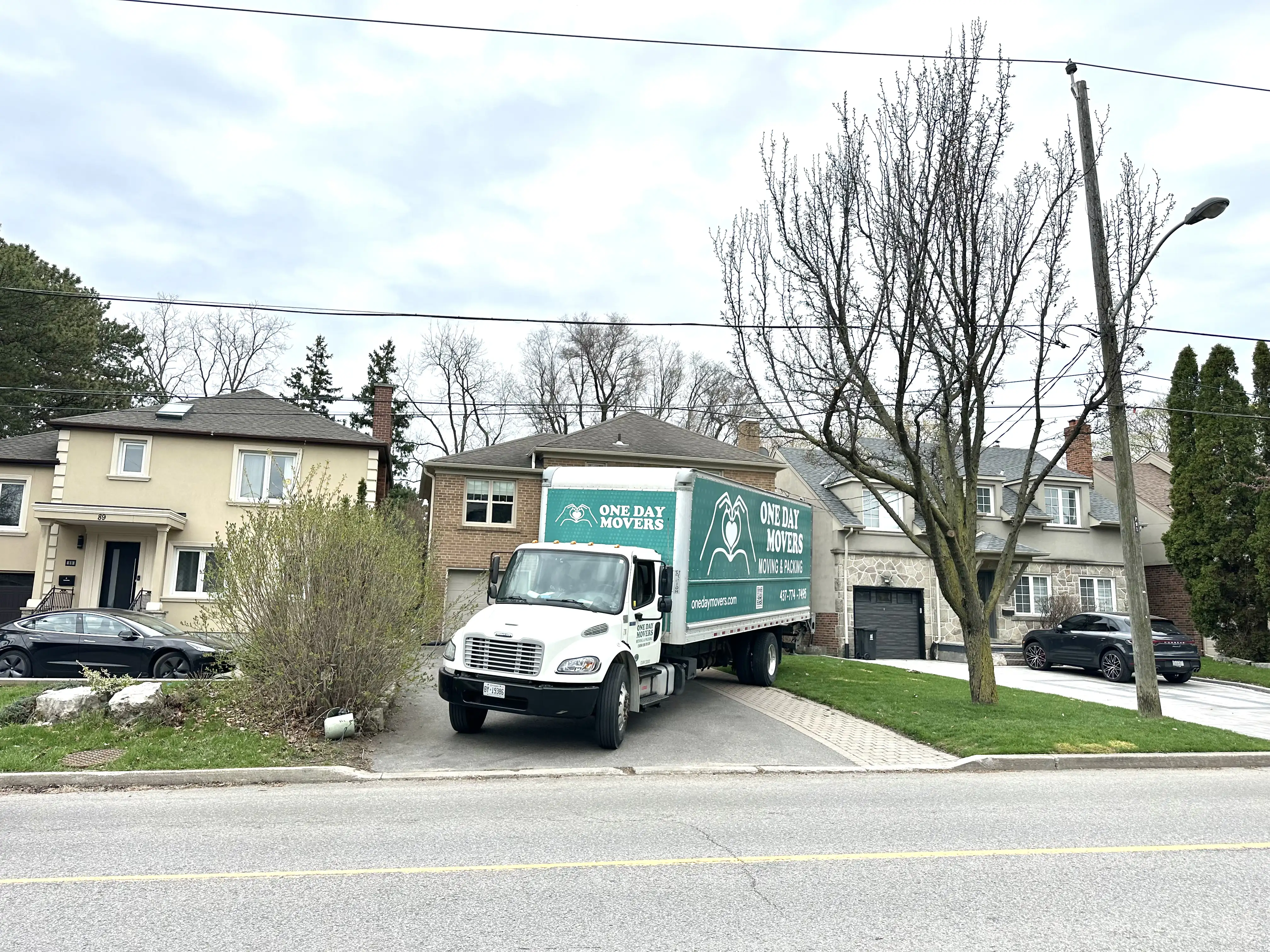 Moving Services in Ajax